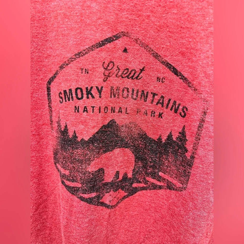 The North Face - Smoky Mountains Red Graphic T-Shirt - Mens XLarge‎